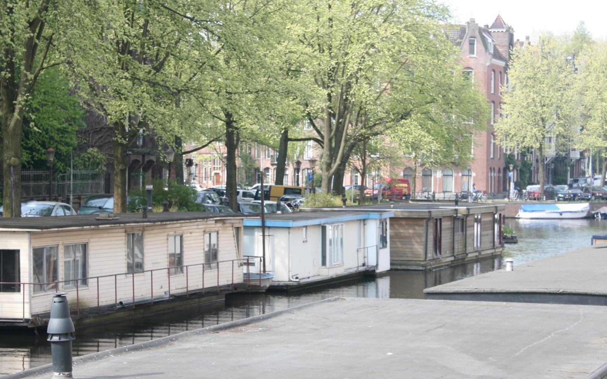 Houseboat Couette-café Amsterdam