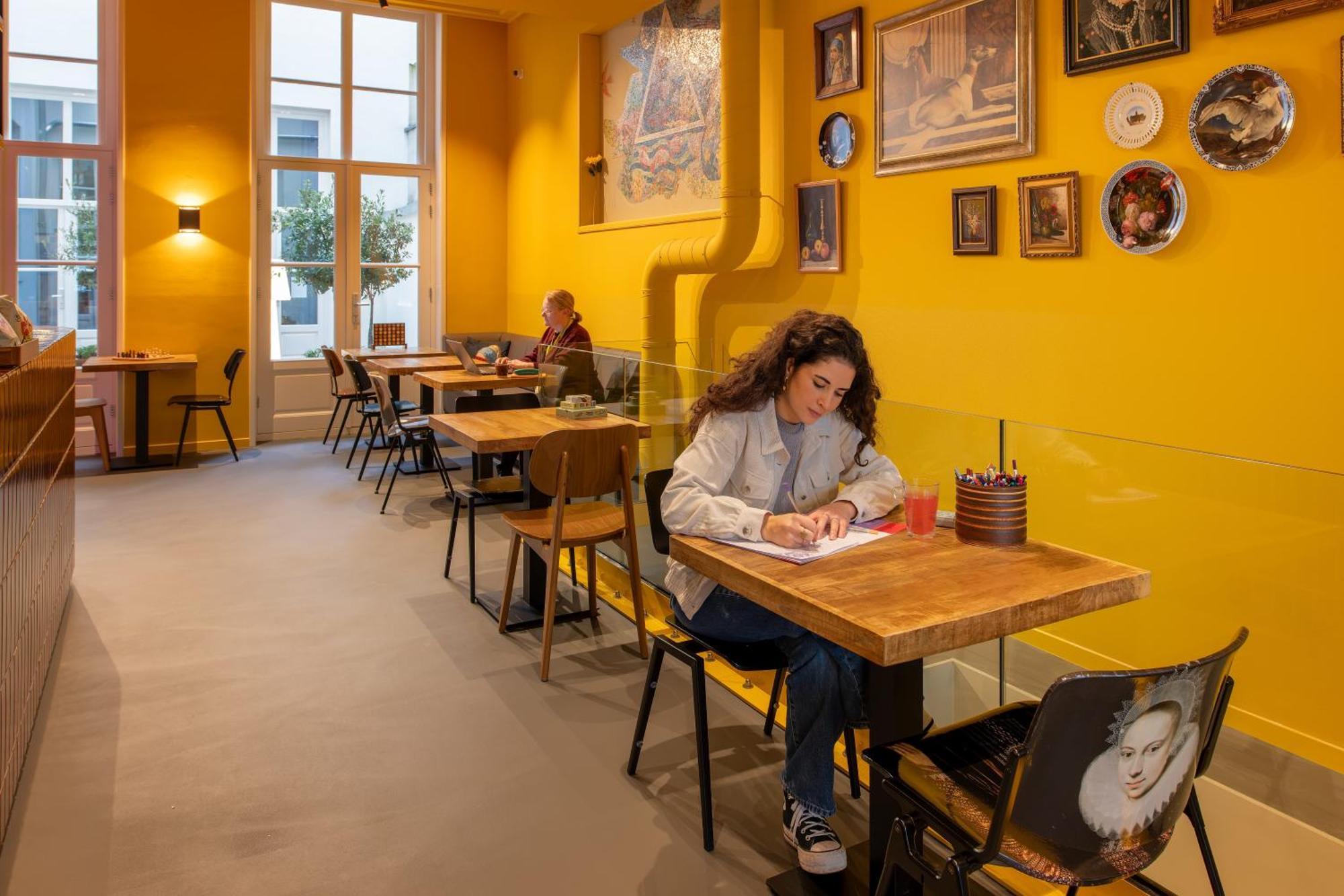 Stayokay Stadsdoelen Vandrerhjem *