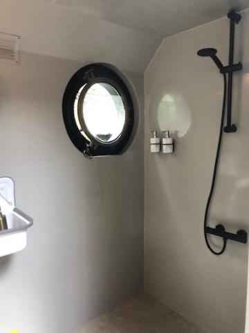 Bateau-hôtel Houseboat Tante Piet