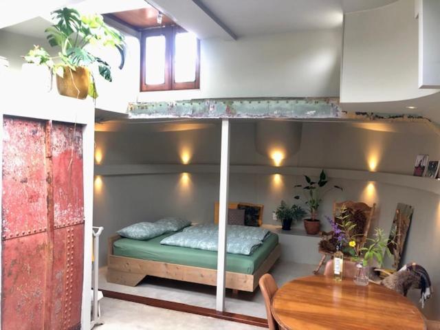 Houseboat Tante Piet Bateau-hôtel 2*