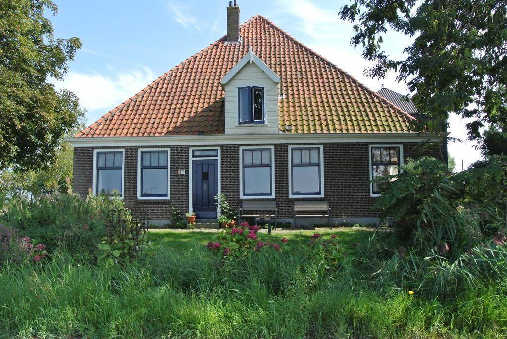 Couette-café Voorhuis En Klein Waterland