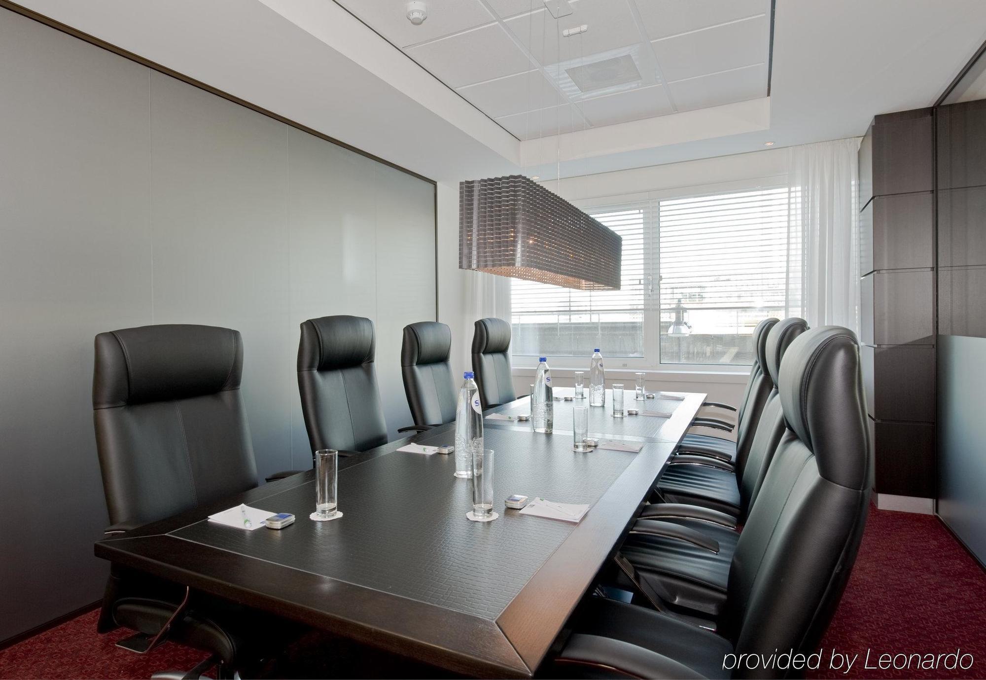 Hotel Express - Sloterdijk Station By Ihg 3*