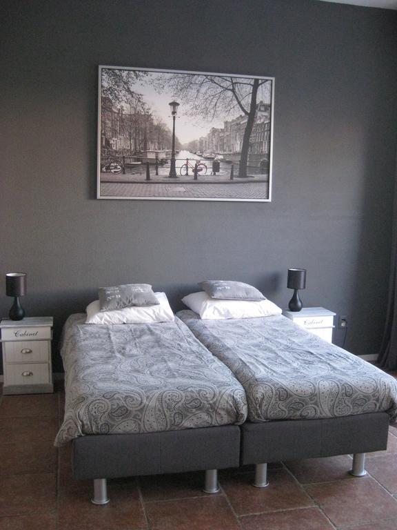 Quarenta Studio Bed & Breakfast