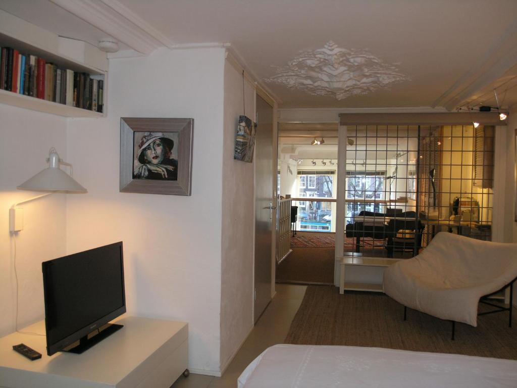 Singel 100 Bed & Breakfast
