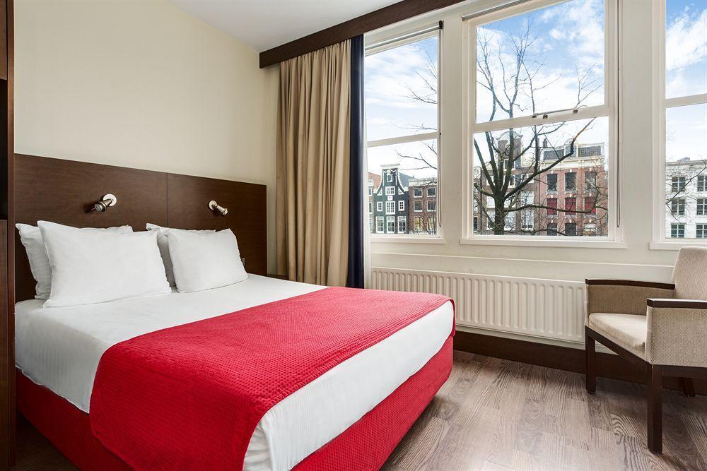Nh Centre Hotel 4*