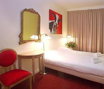 Onefam Amstel Hostel Amsterdam