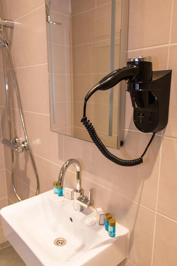 Royal Plaza Hotel 3*