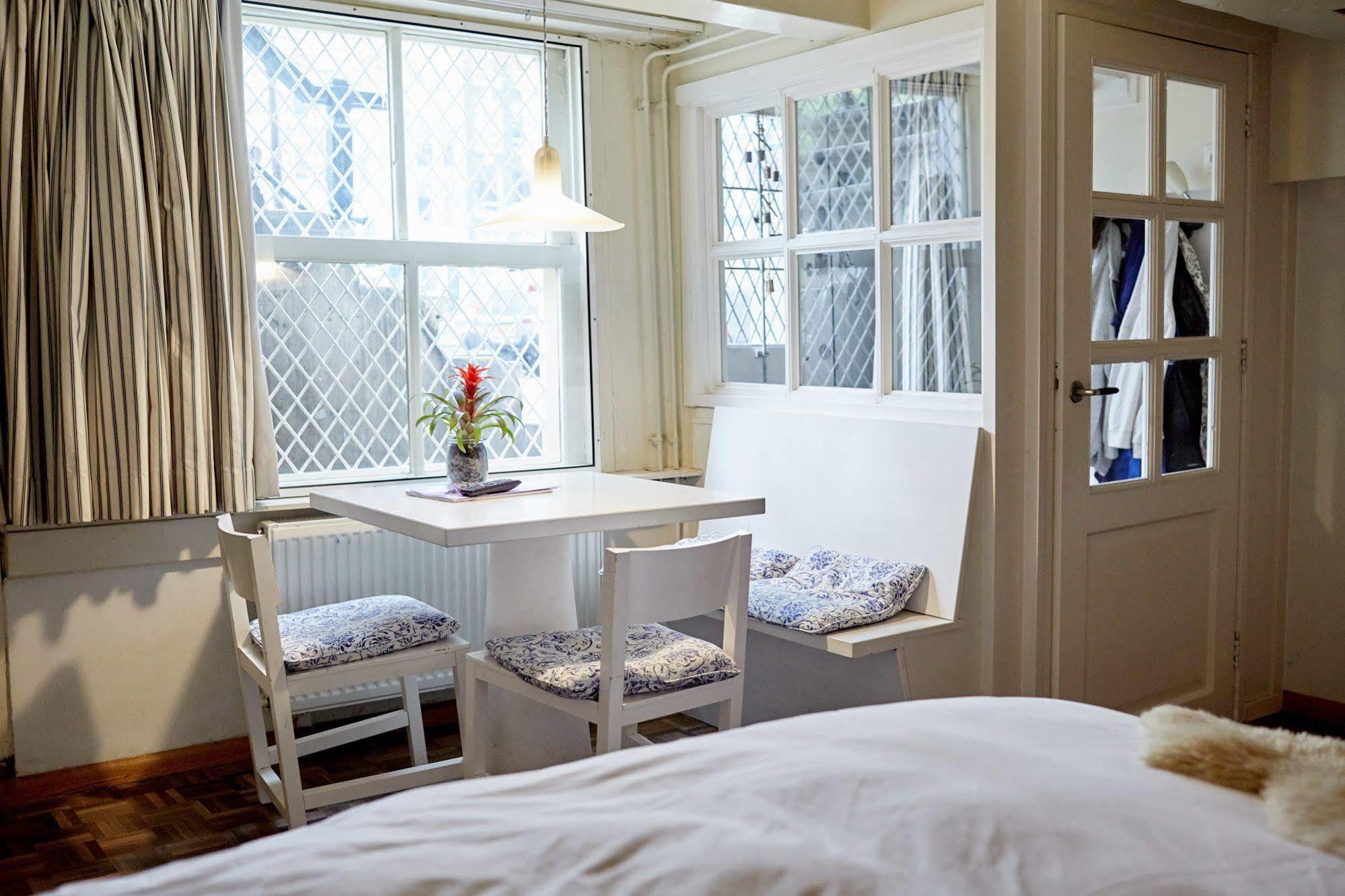 Bed & Singel 96 Couette-café 3*