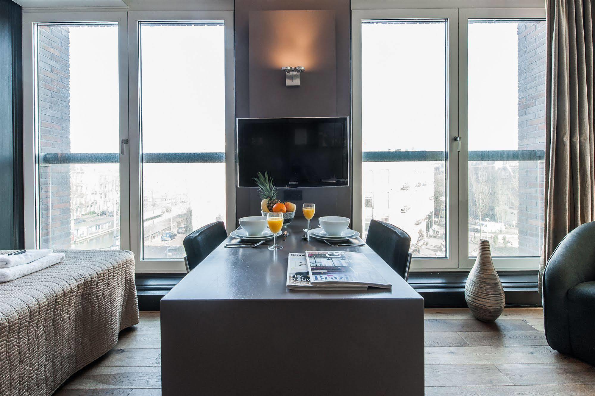 City Park Suites 4*