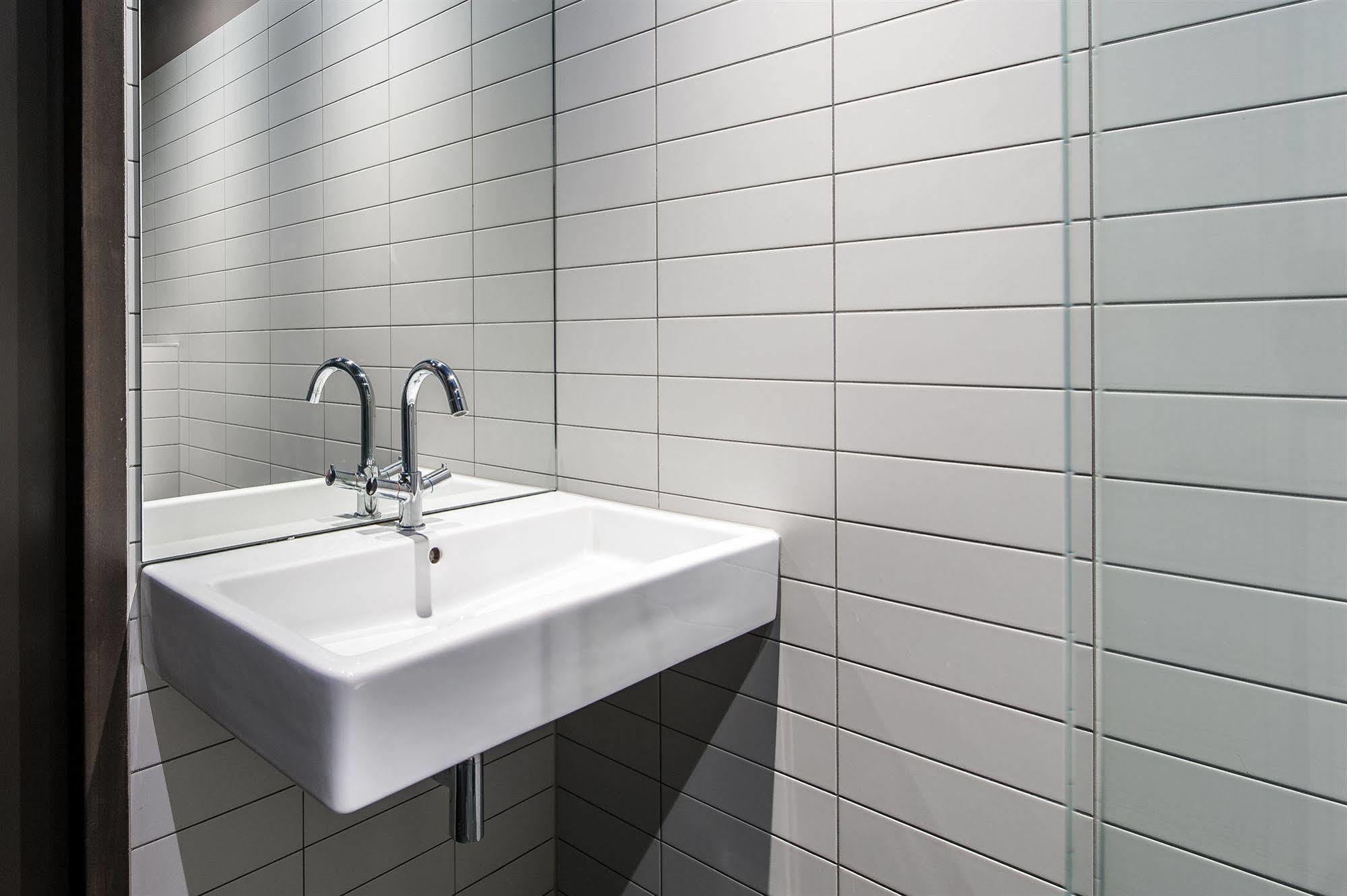 Hotel City Park Suites 4*