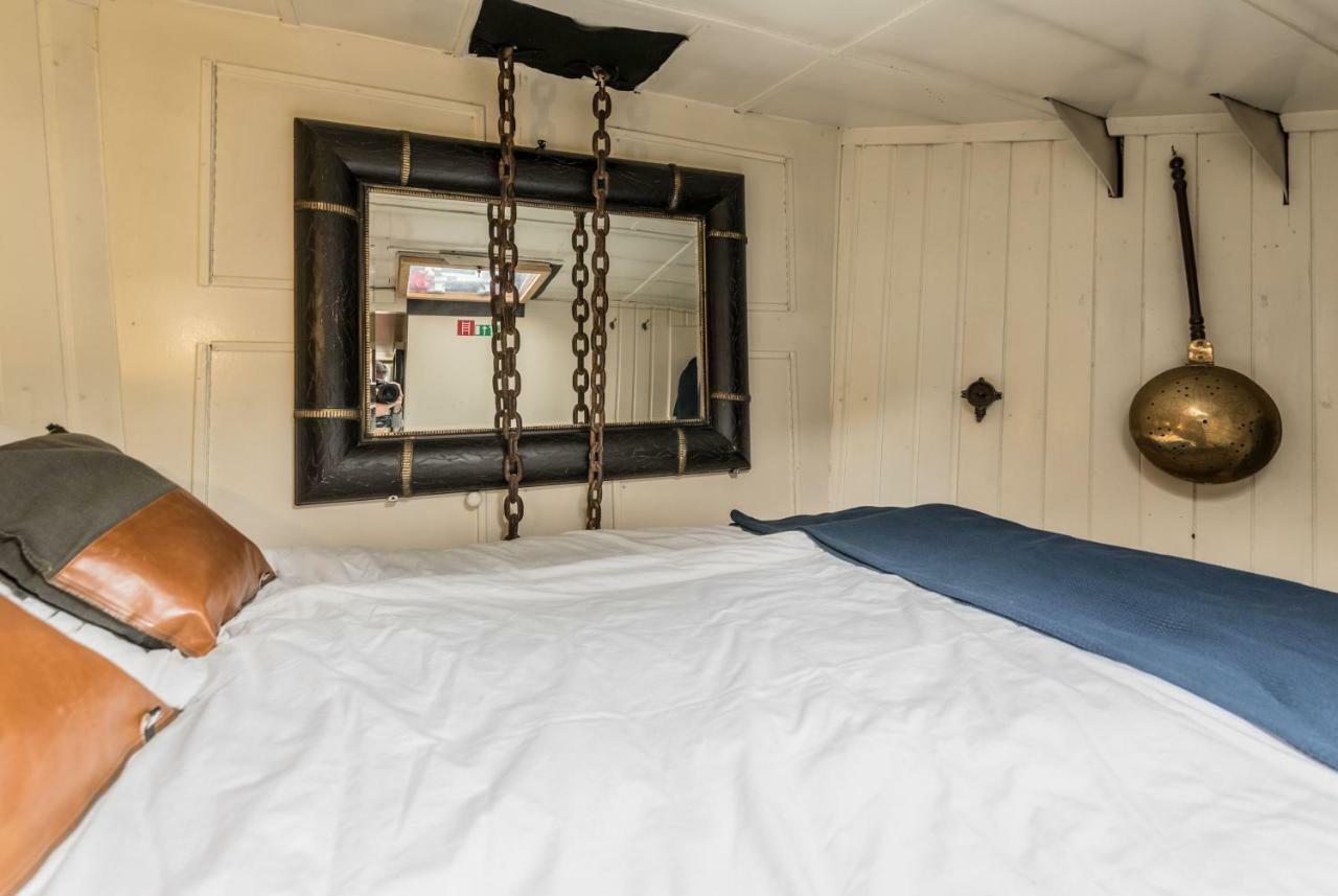 Couette-café Houseboat Reussi Amsterdam