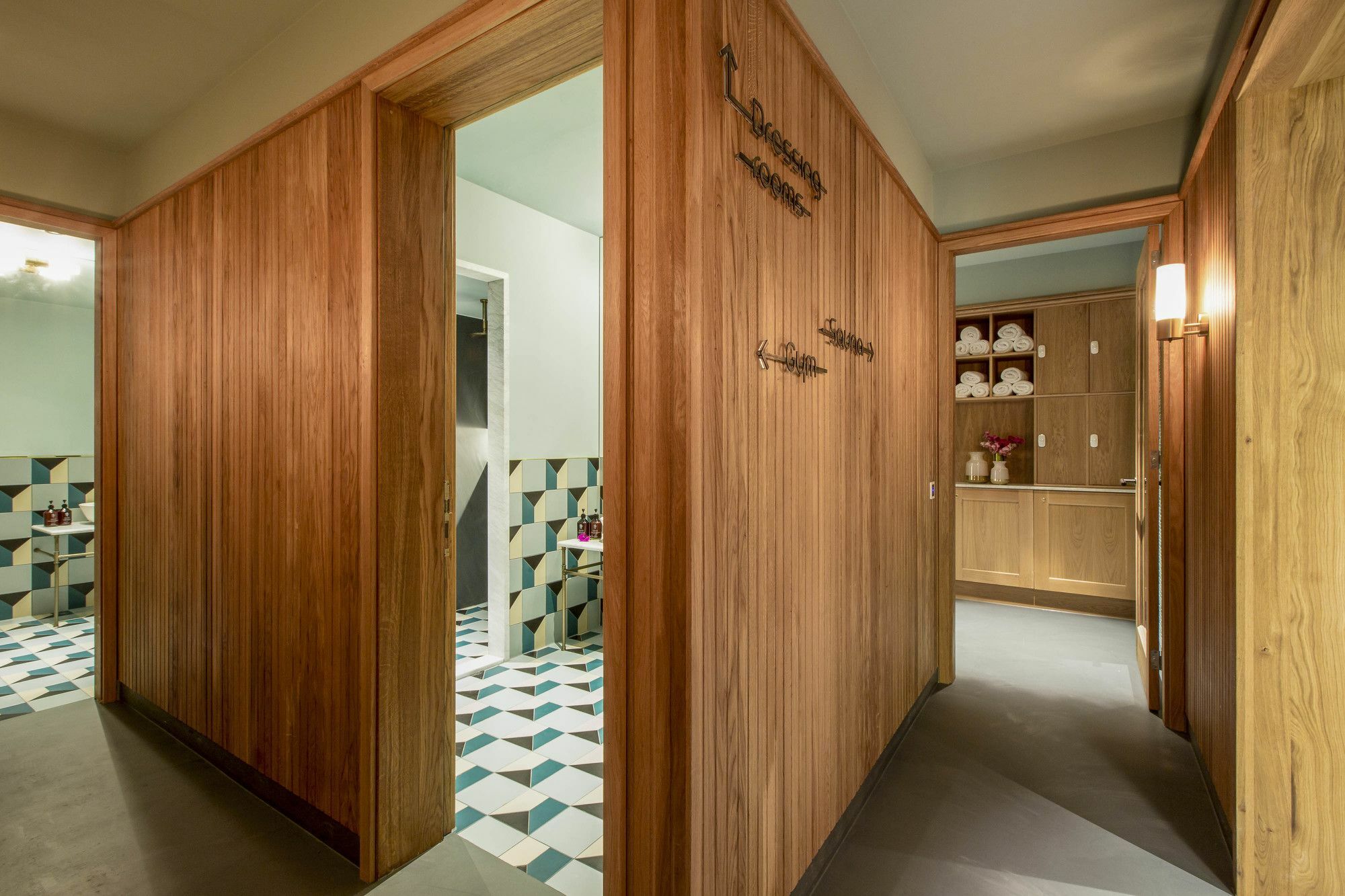 Hotel Twenty Eight 4*