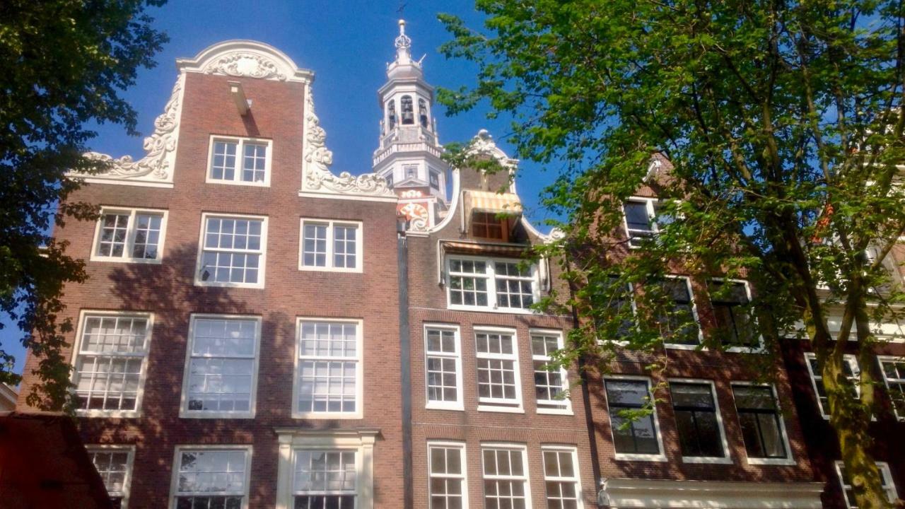 With A Few 2* Amsterdam