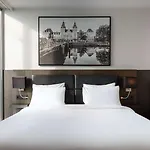 Radisson Hotel And Suites Amsterdam South
