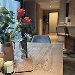Spacious Guesthouse Near Dunes, Beach, And Cities