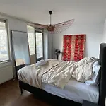 Large West Amsterdam Apartment With Balcony
