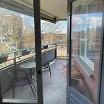 Large West Amsterdam Apartment With Balcony