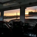 Euphrate Houseboat