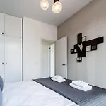 Leidse Square Marnix Apartments