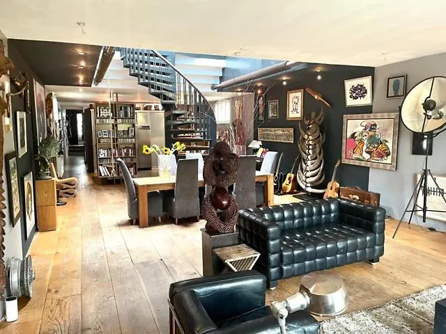 Elegant Penthouse Loft Of 250 M2 In City Centre With Huge Roofgarden 80 M2