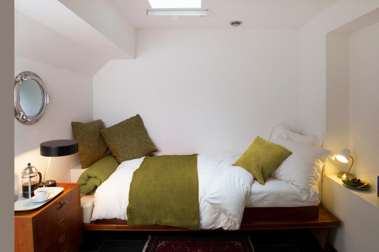 Gp Amstel River Houseboat Feriehus *