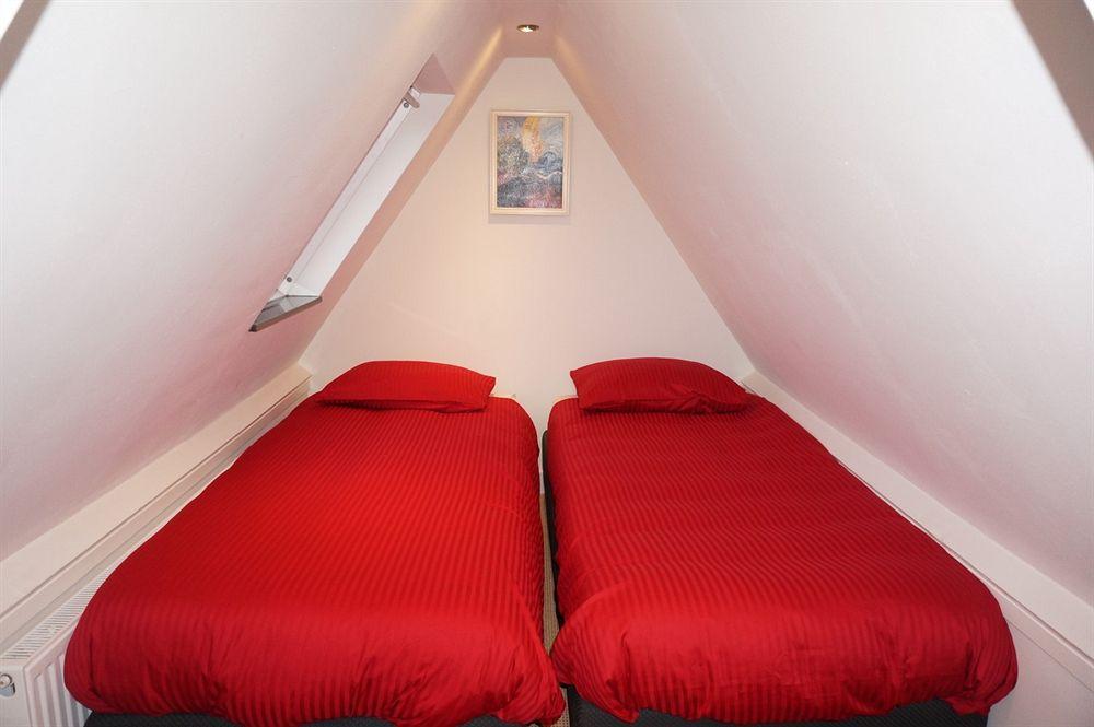 Xaviera's Bed and breakfast 2*