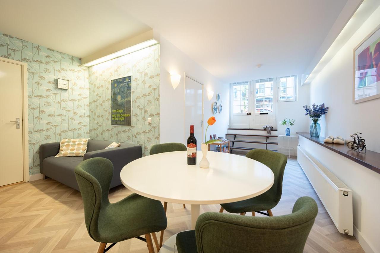 Bloembed Amsterdam