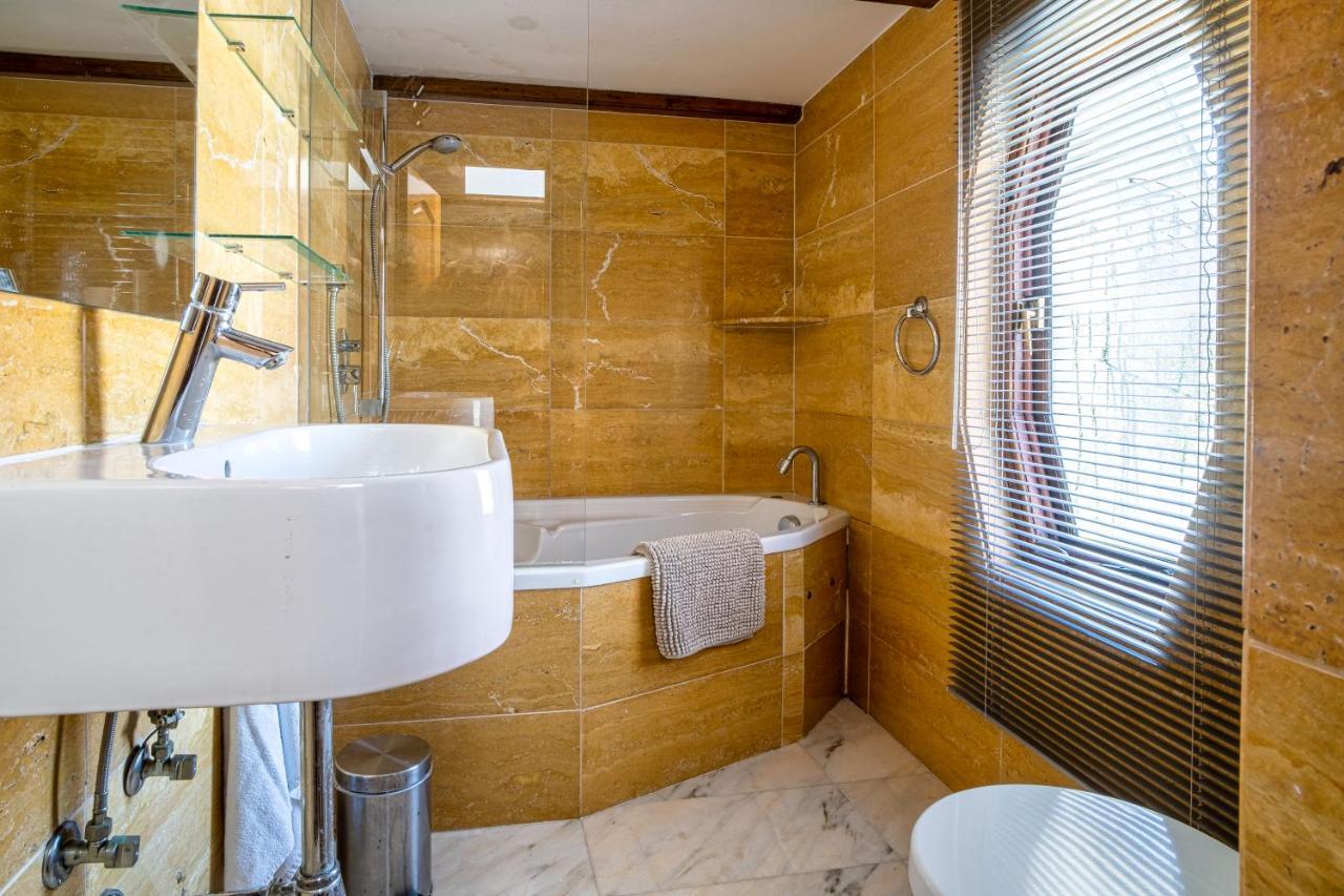 Singel Bed & Breakfast *