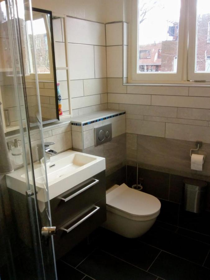 Aldo, Not For Parties, Not A Hotel, With Shared Bathroom, No Kitchen *