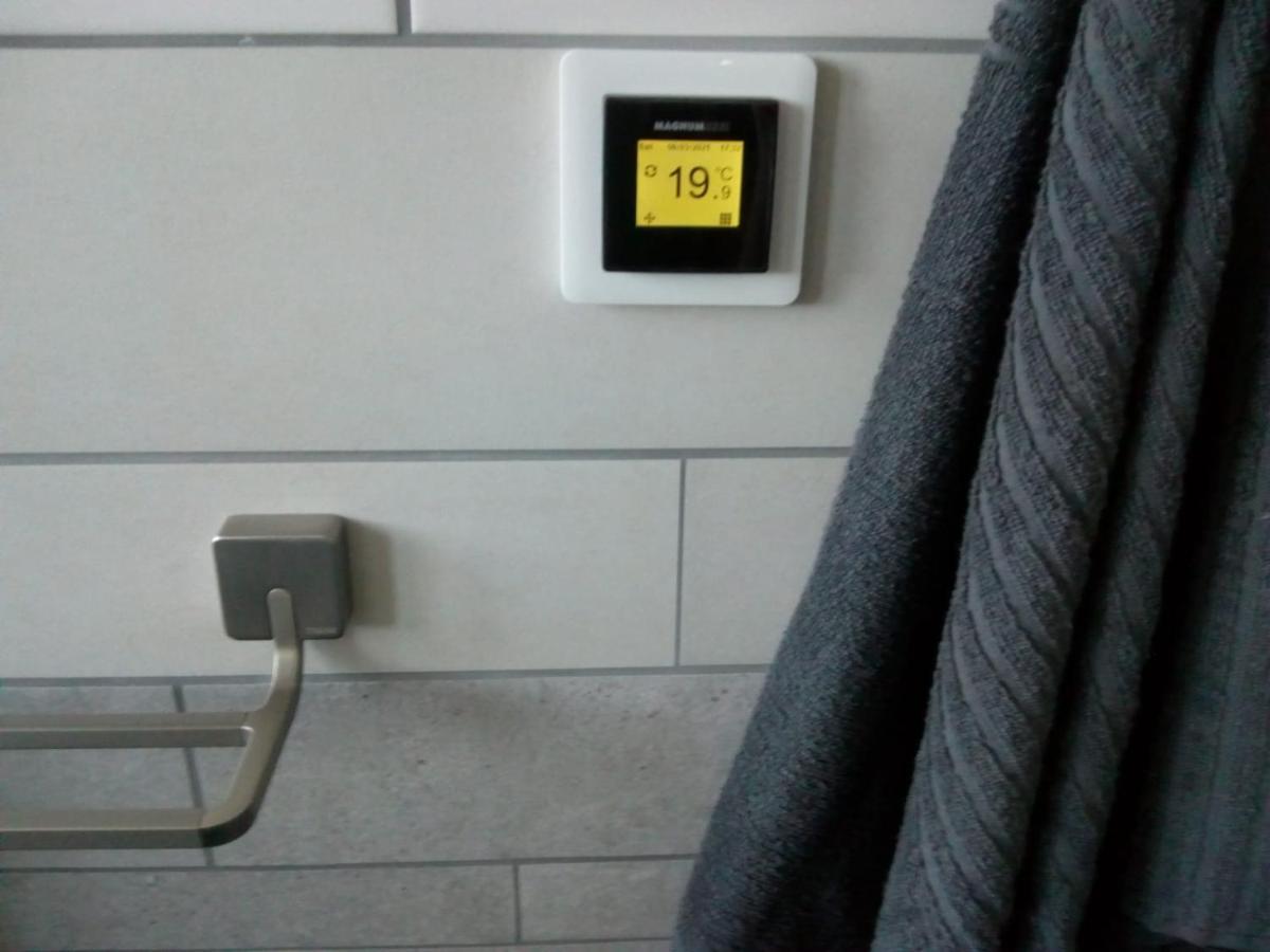 Accommodatie bij particulieren Aldo, Not For Parties, Not A Hotel, With Shared Bathroom, No Kitchen Amsterdam