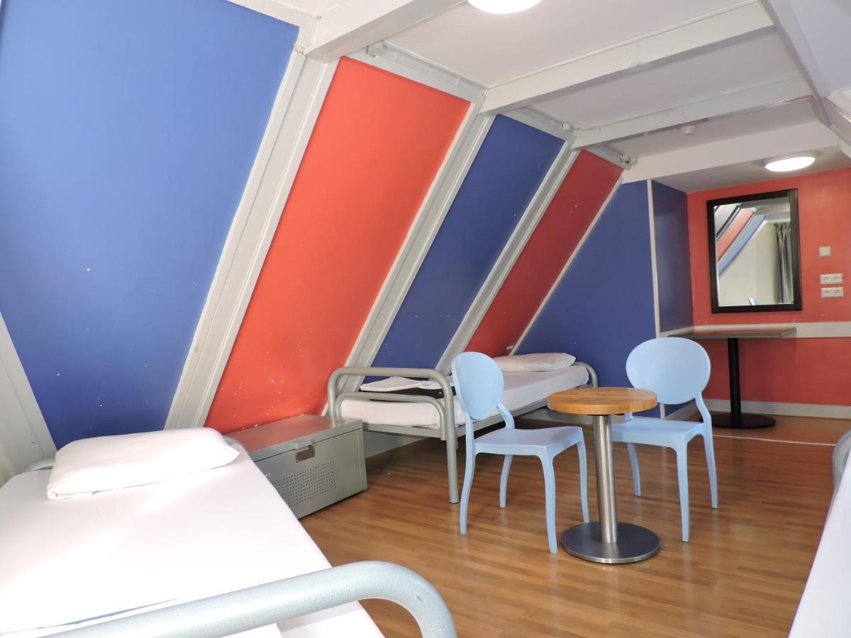 The White Tulip Hostel Amsterdam