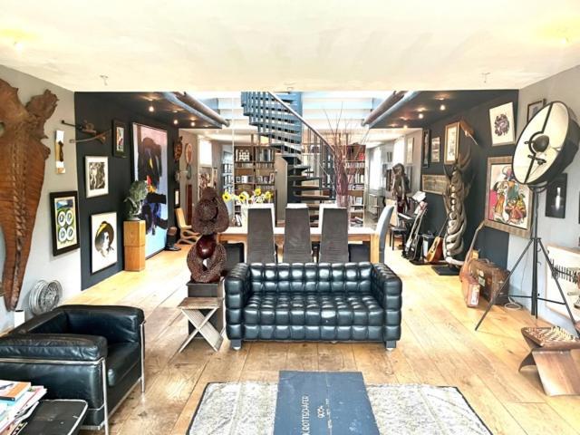 Apartment Elegant Penthouse Loft Of 250 M2 In Centre With Huge Roofgarden 80 M2 Amsterdam