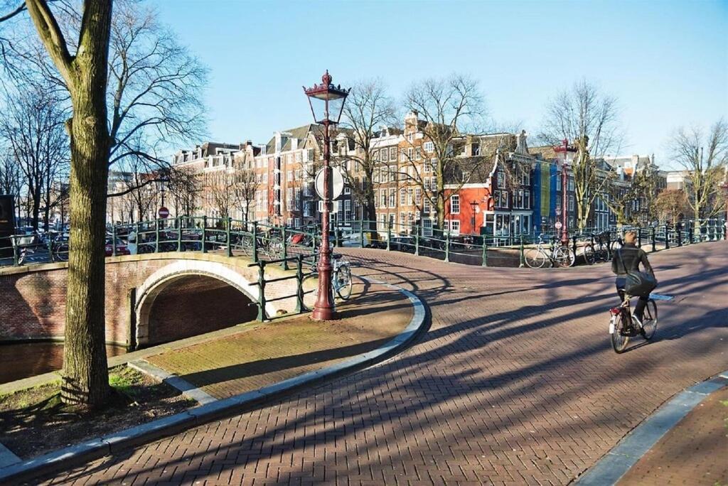 Elegant Penthouse Loft Of 250 M2 In Centre With Huge Roofgarden 80 M2 Apartment