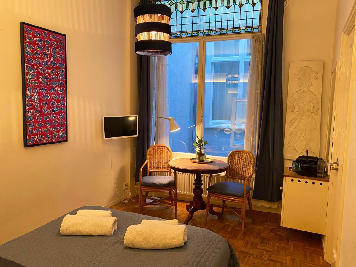 Canal Hideaway Amsterdam