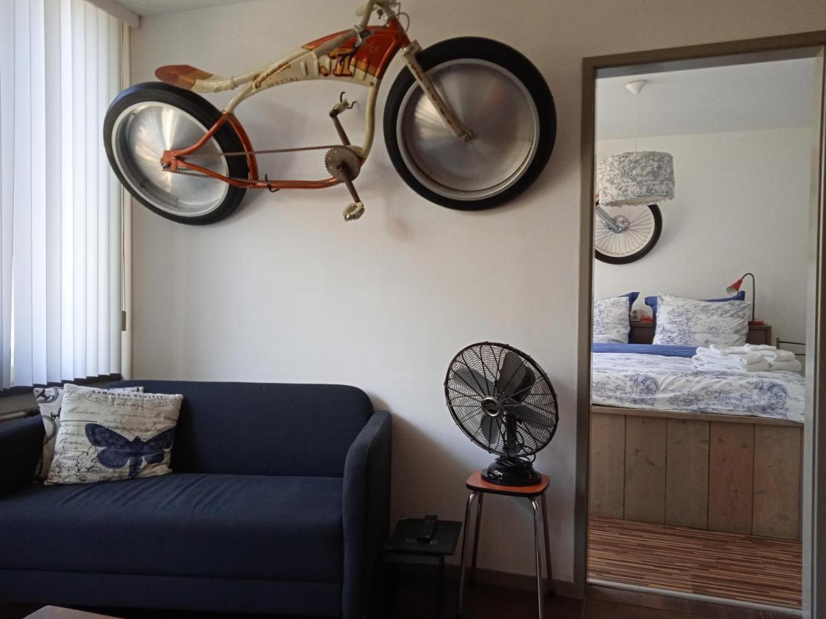 West Bed and breakfast 2*