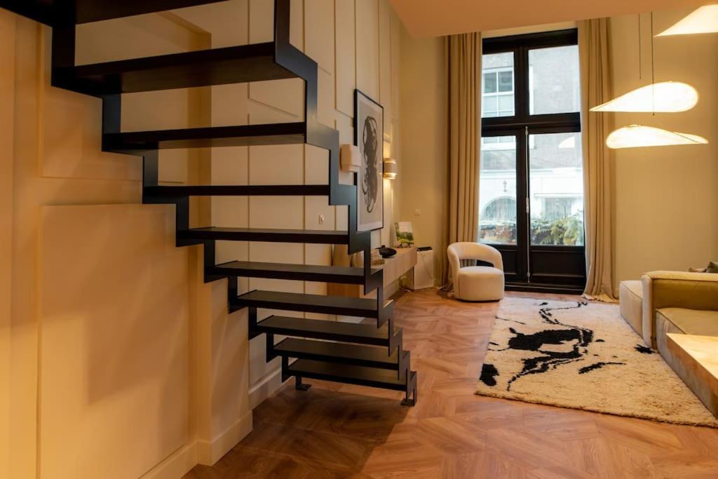Newly Renovated Luxurious 200 Sqm Loft In Centre Appartamento