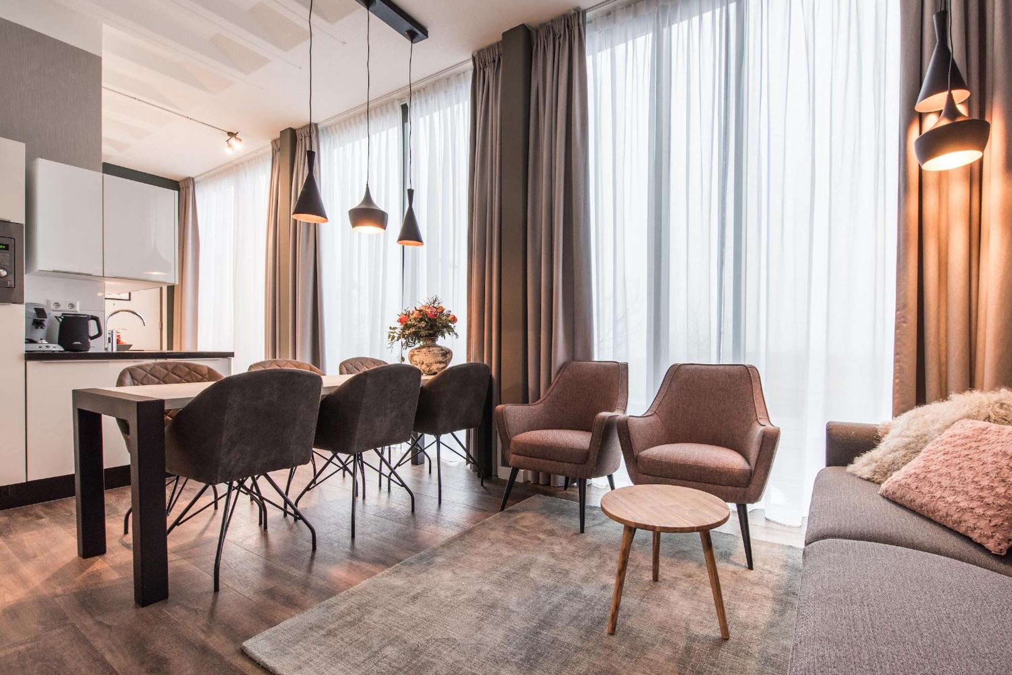 Apartahotel Yays North By Numa 4*
