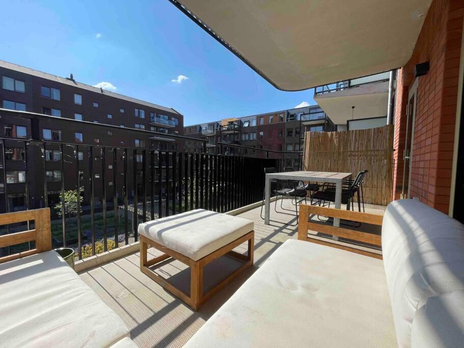 Trendy Spacious, Canal Terrace Amsterdam