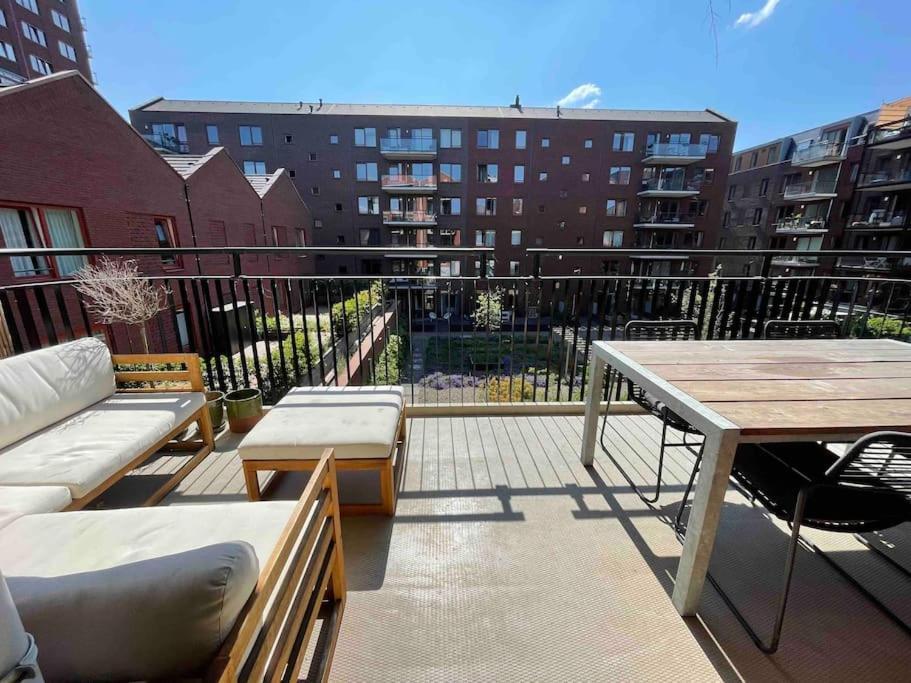Appartement Trendy Spacious, Canal Terrace