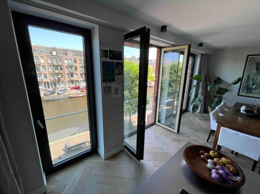 Trendy Spacious, Canal Terrace Appartement *