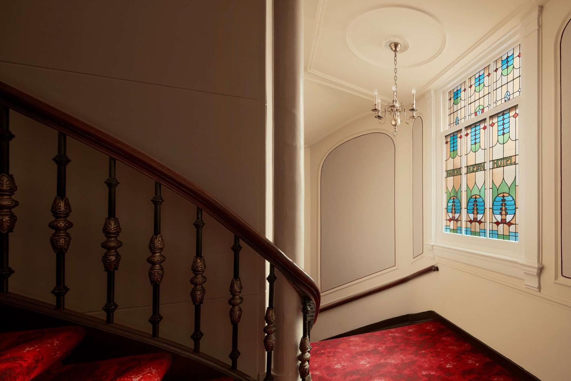 Hotel Tivoli Doelen 5*