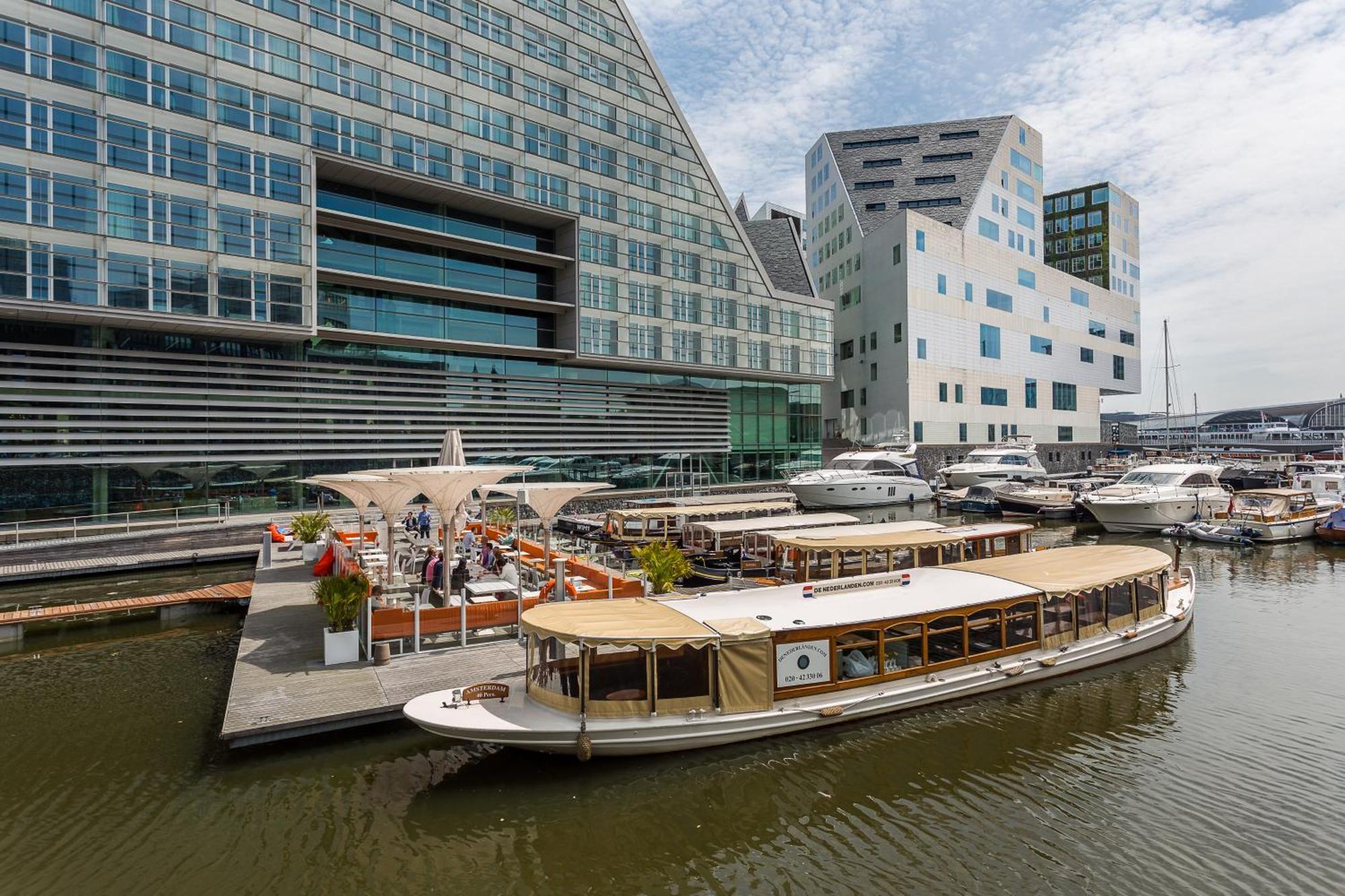 Mate Aitana, 4* Amsterdam