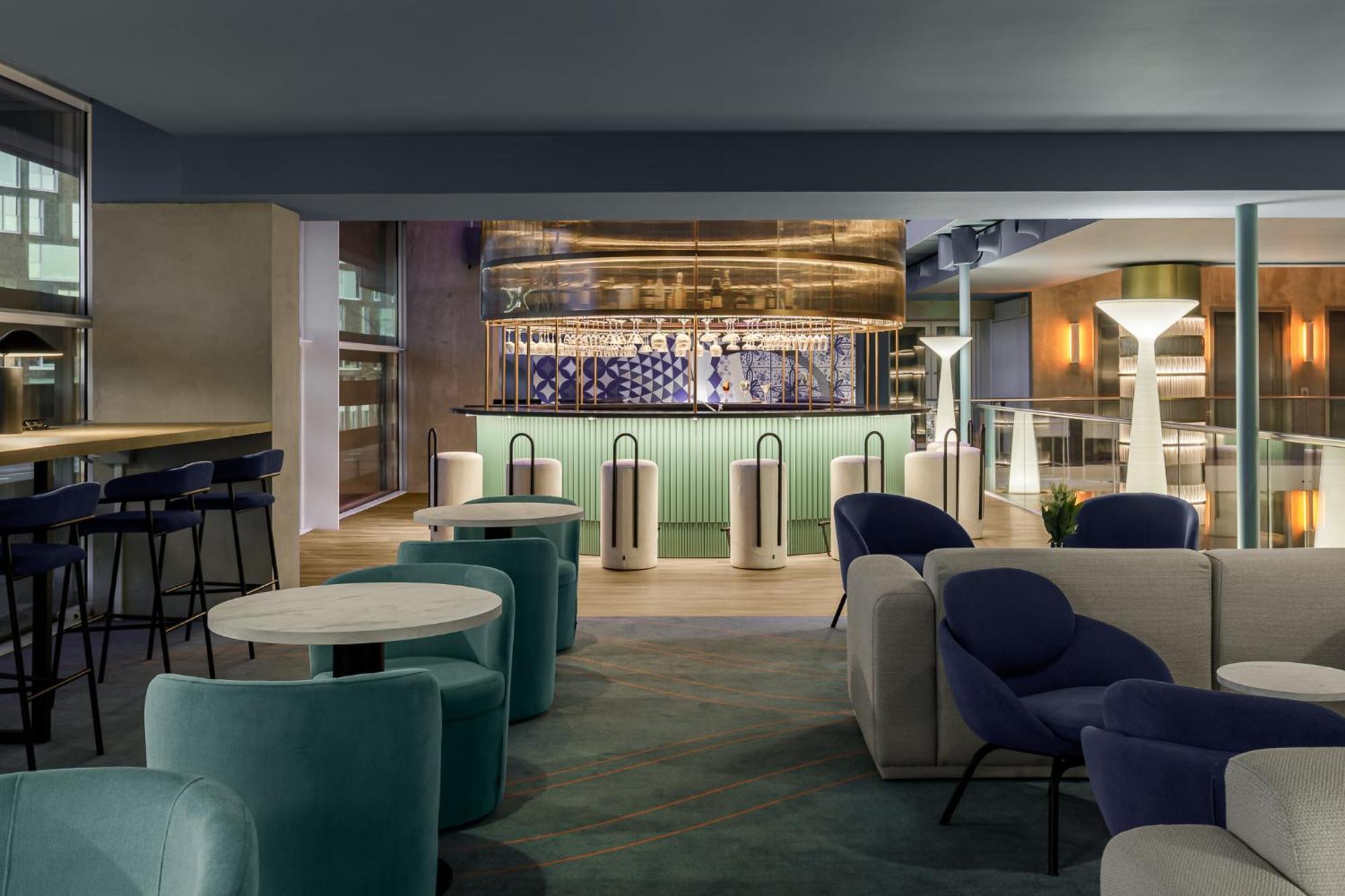 Mate Aitana, 4* Amsterdam