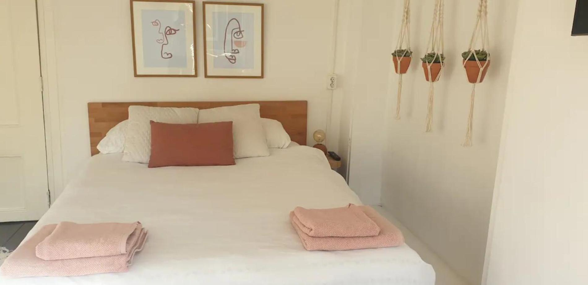 Studio's In The Center Of With Canal View! Affittacamere *