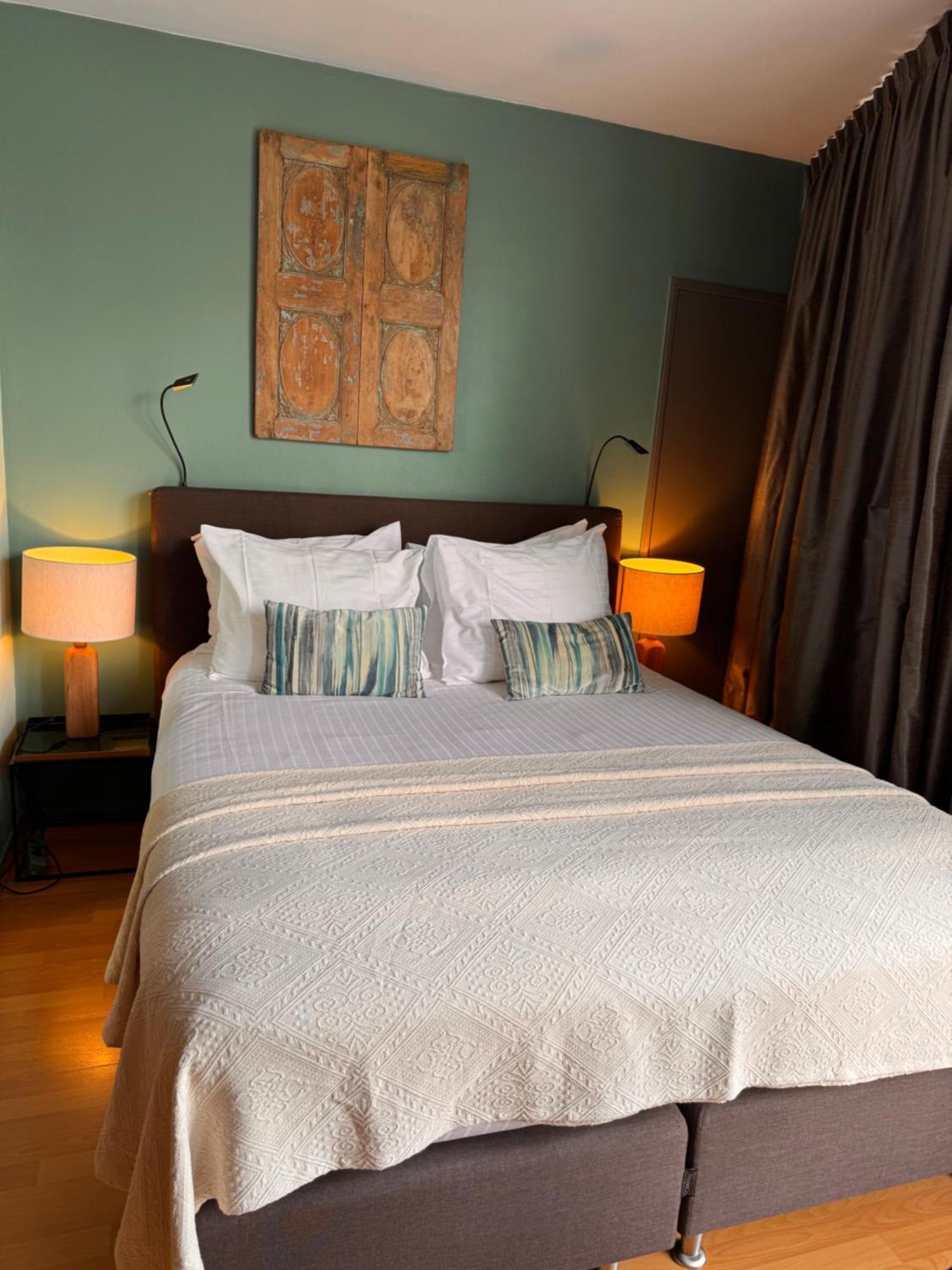Decor Canal House Bed & Breakfast