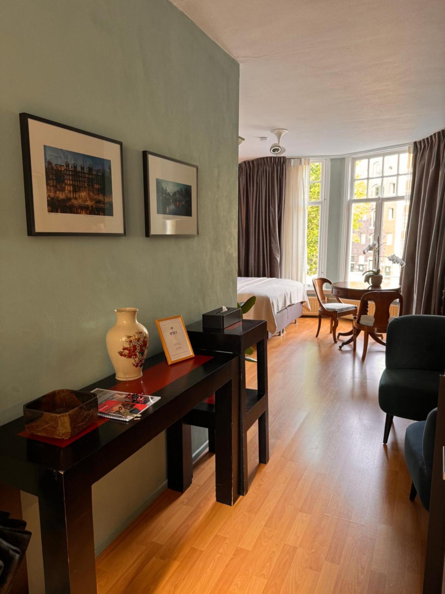 Decor Canal House Bed & Breakfast