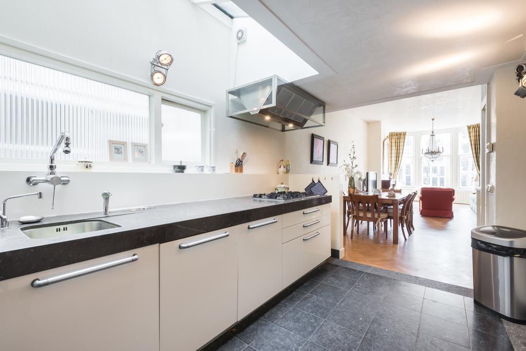 Roorda Herengracht Bed & Breakfast *