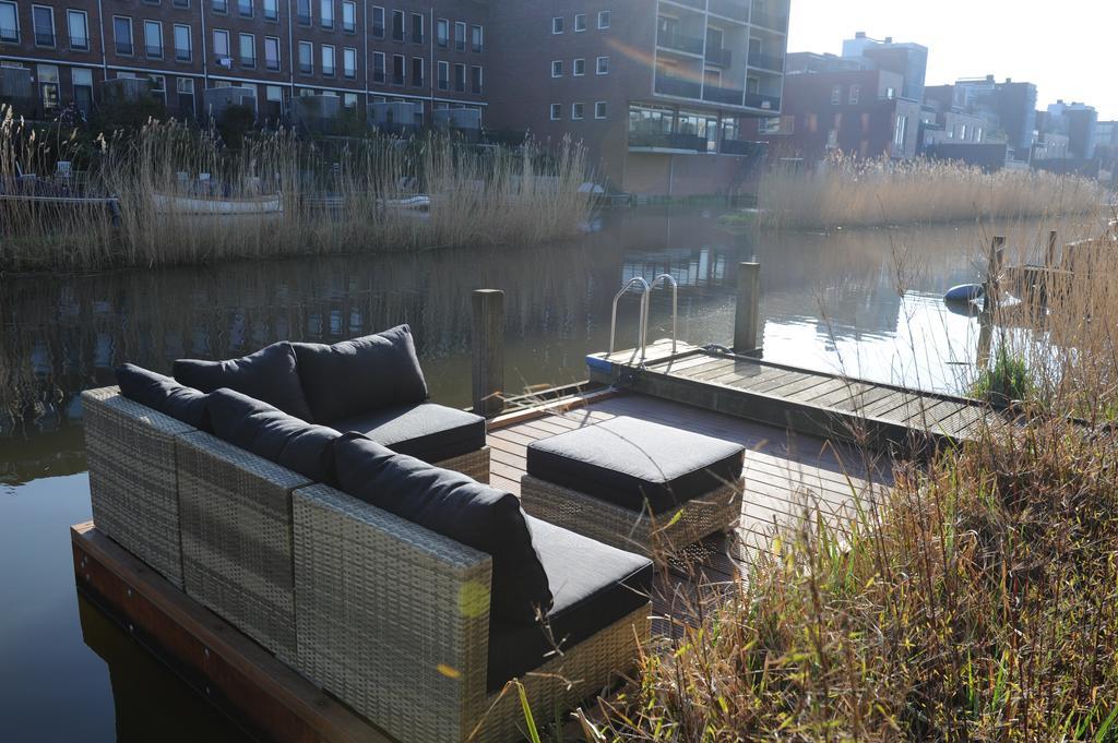 Bed & Breakfast De Groene Tunnel Amsterdam