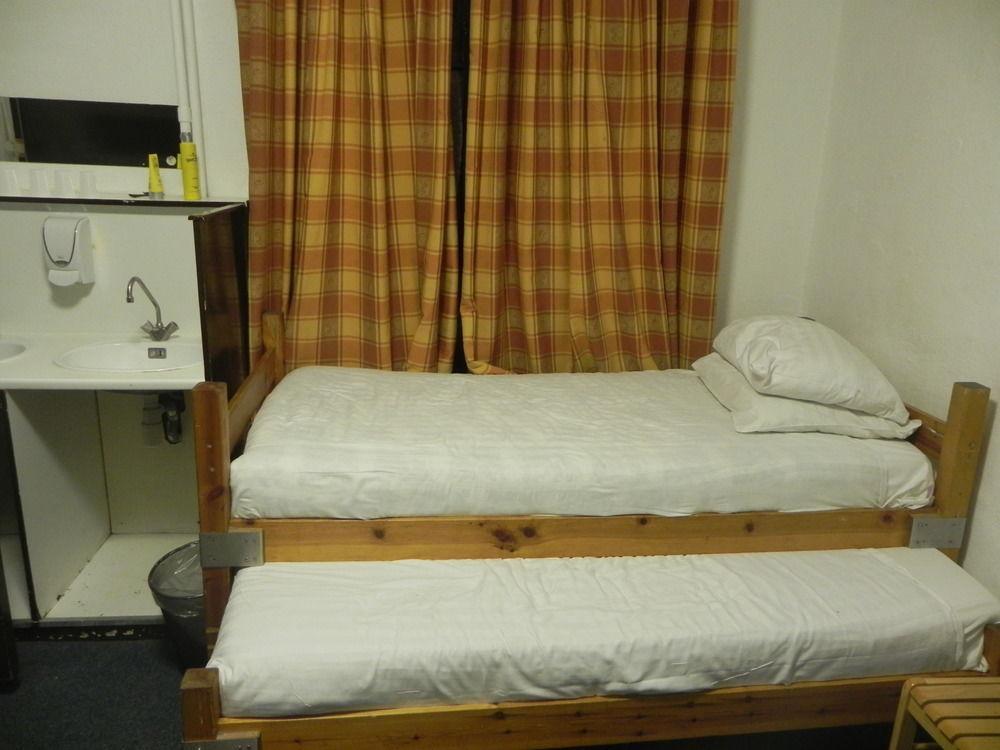 Crown Hotel