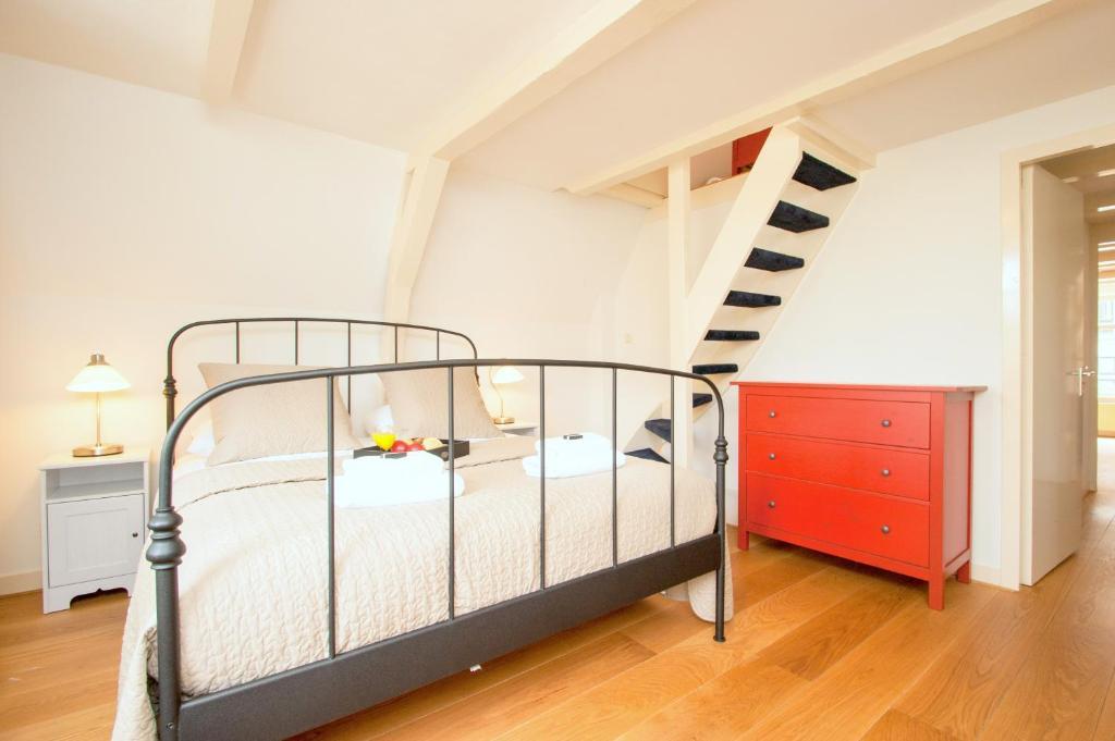 Jordaan Nine Streets Hotel